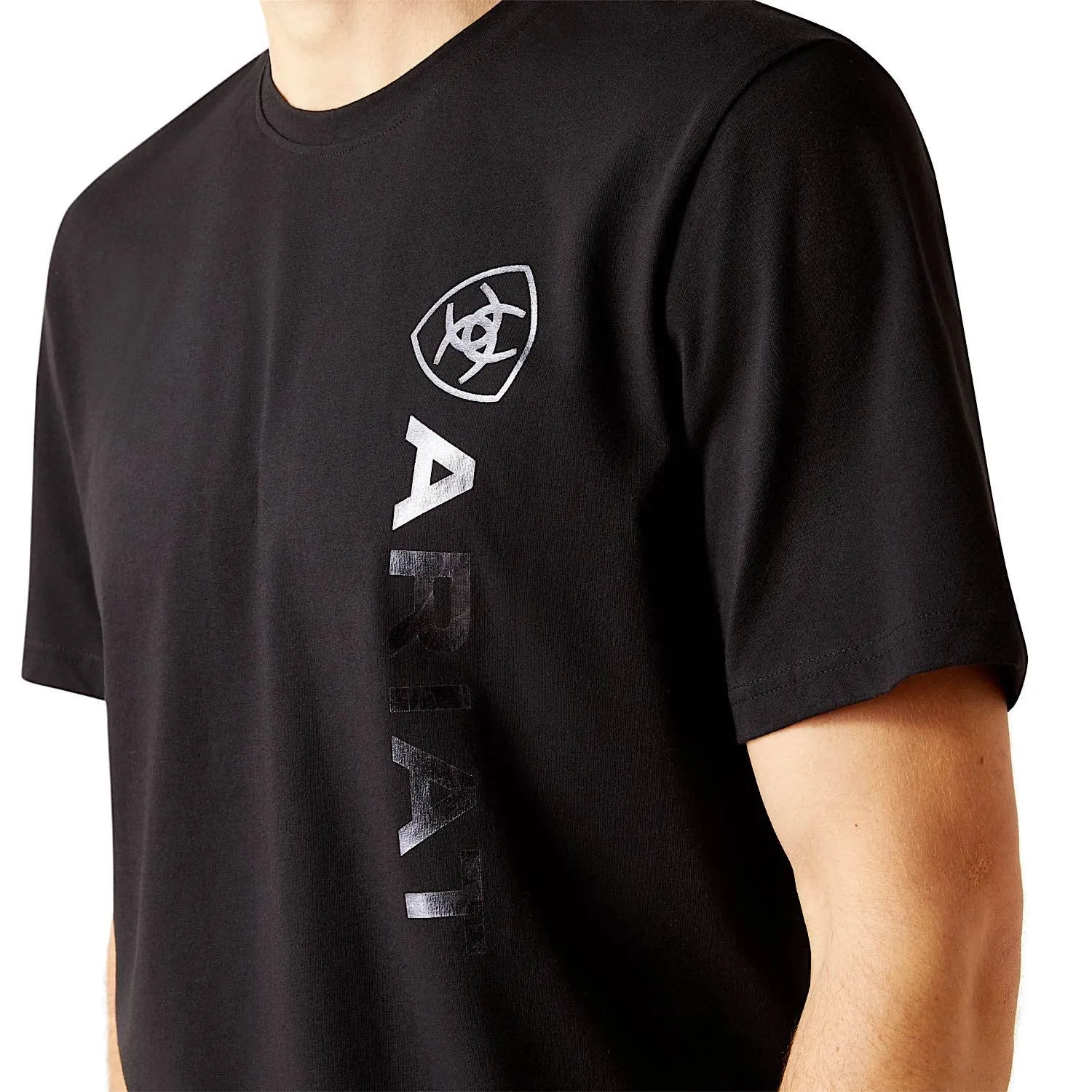 ARIAT Mens Vertical Logo S/S Tee Black